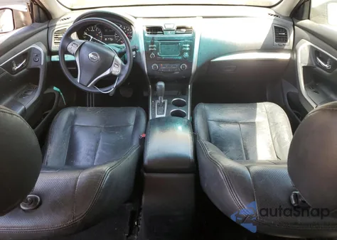 2015 Nissan Altima 2.5 z USA, uszkodzony, nr VIN 1N4AL3AP0FC497296